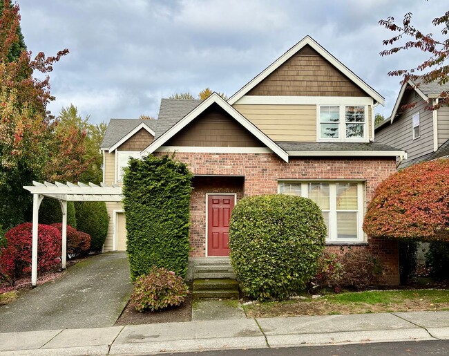 Building Photo - 4 Bed / 2.5 Bath Kirkland single family ho...