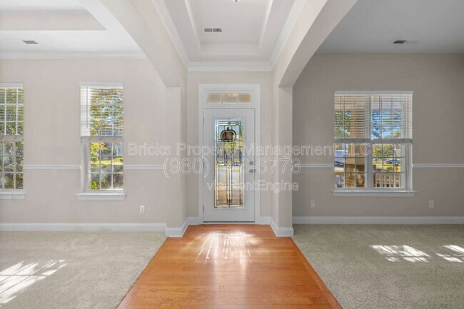 Photo - 10411 Alvarado Way