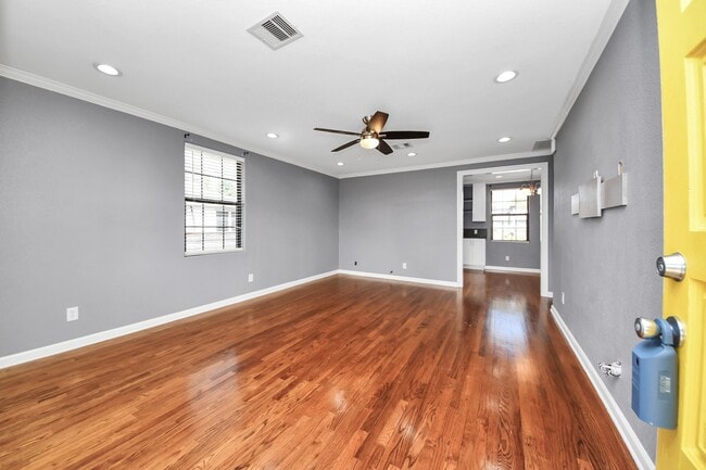 Photo - 5635 Mc Cracken Rd