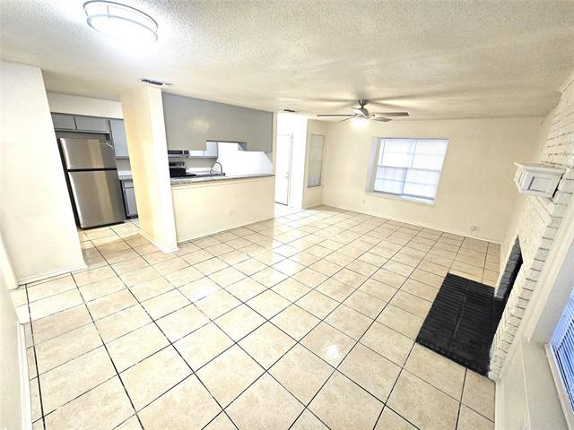 Photo - 3425 Republic Dr