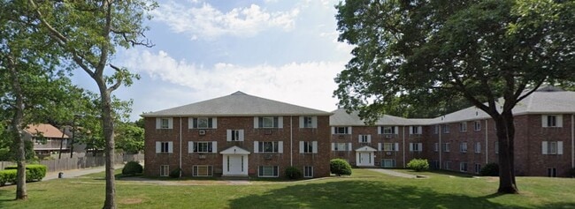 Photo - 301 W Main St
