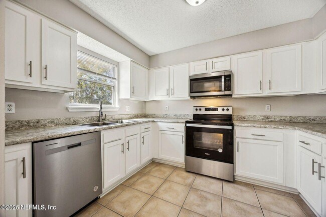 1226 Turtle Creek Dr S