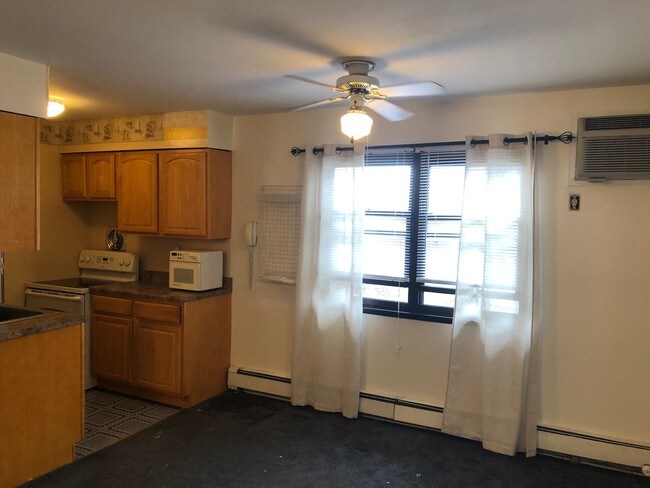 Photo - 56 68th St Unit 56 68th Street