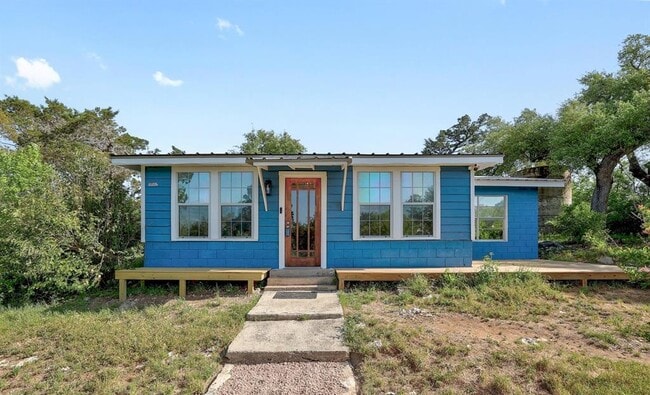 Building Photo - 18502 E Lakeview Dr Rental