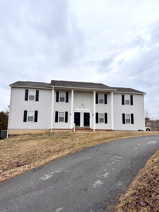 Building Photo - Apartment for Rent in Bridgewater