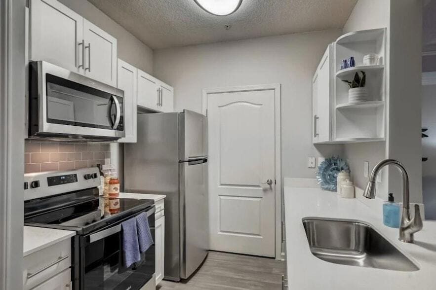 Photo - 2900 Pharr Ct S Northwest