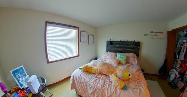 Photo - 3D Tour Available - Washer & Dryer + West Side of Manhattan + Lawn Care & Trash Provided! Availab...