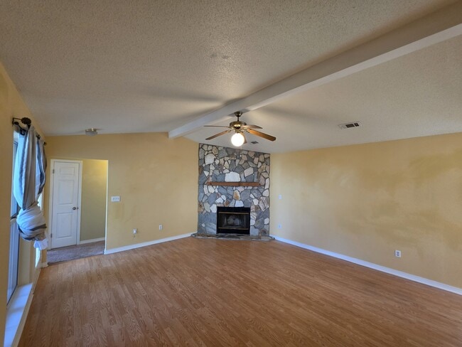 Photo - 148 Meadowbrook Ct