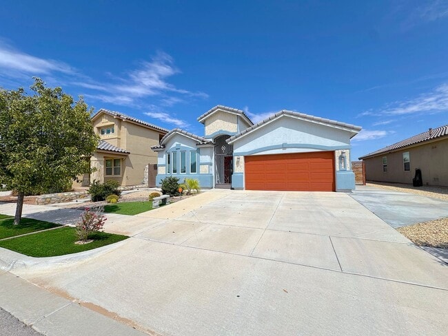 Photo - 13557 Sproatley St