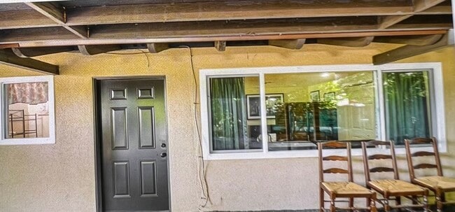 2105 Via Venado St Unit LARGE FURNISHED ADU