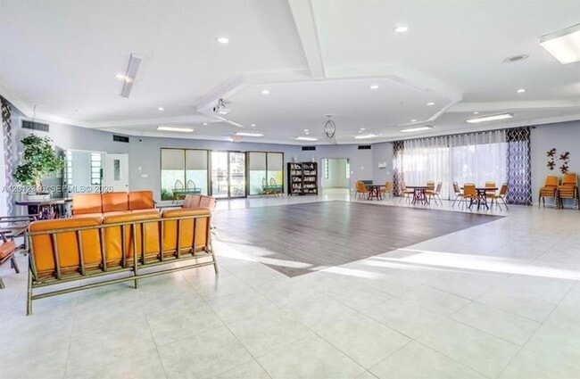 Photo - 5031 W Oakland Park Blvd Unit 204