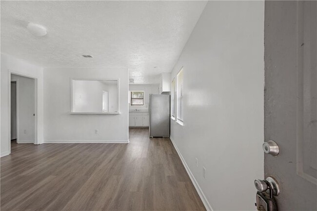 Photo - 233 Tanglewood Dr