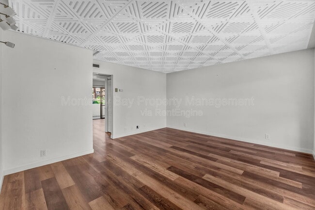 Photo - 500 Glenwood Cir Unit Apt 220