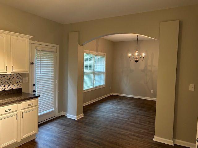 Photo - 6905 White Walnut Way