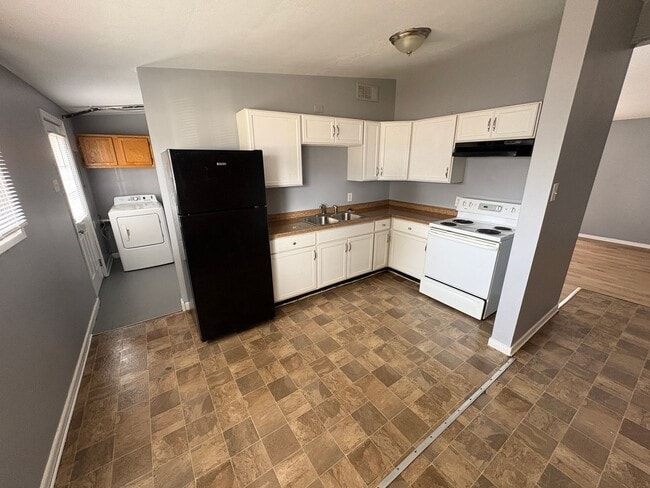 8437 January Ave