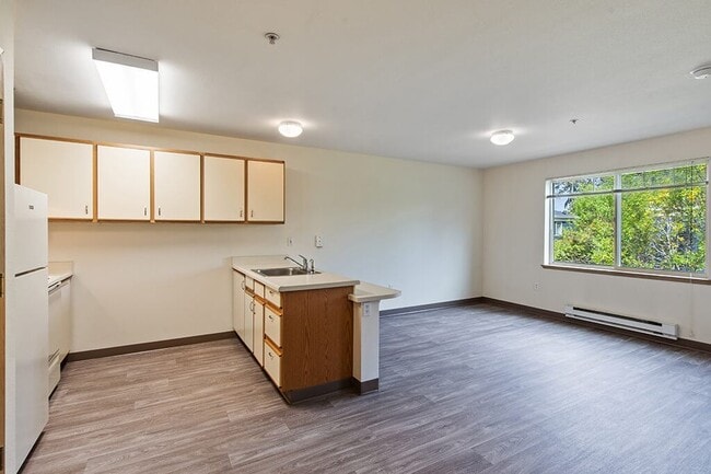 Woodrose Apartments