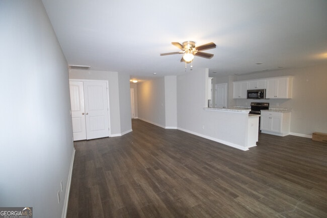 Photo - 152 Callaway Cres