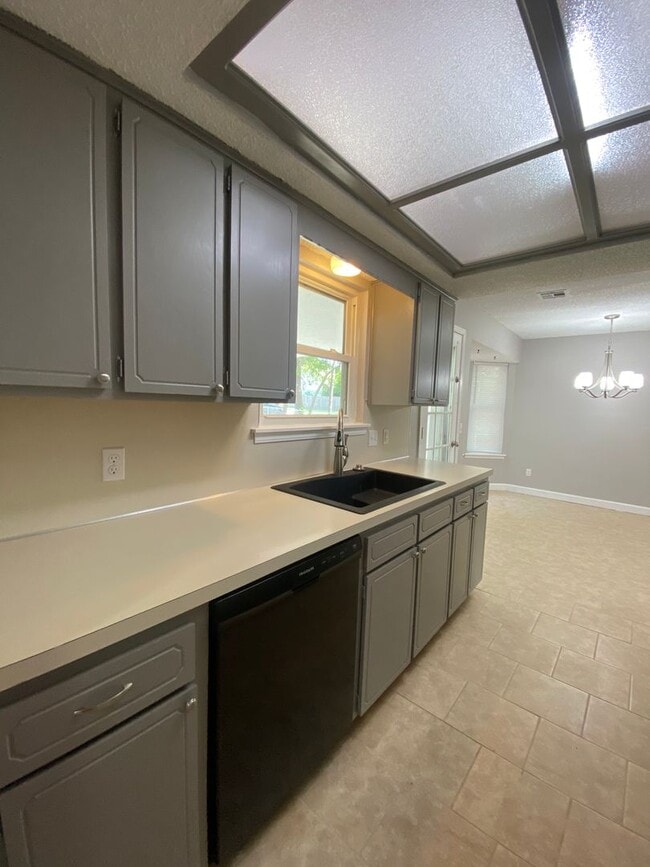 Photo - COMING SOON: 3 bedroom house with 2 baths in Broken Arrow!!