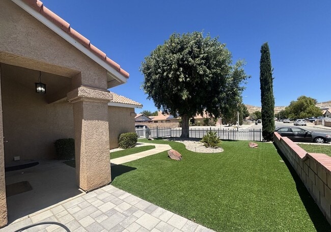Photo - 2516 Starbrite Ave