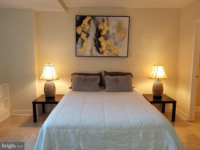 Photo - 1011 Arlington Blvd Unidad 602