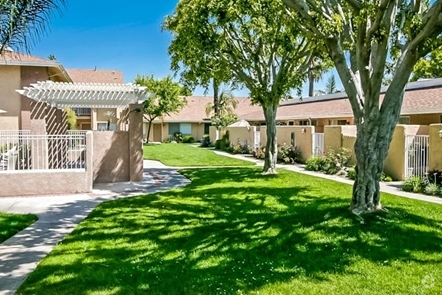 Building Photo - Atrium Gardens Rental