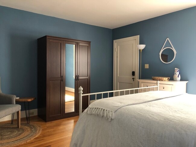 Photo - 109 Vintage Ave Unit Henny's Haven