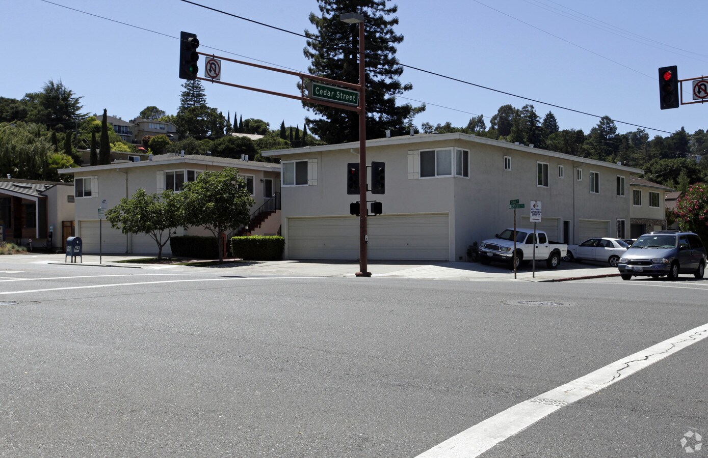 Photo - Bel Air Apartments