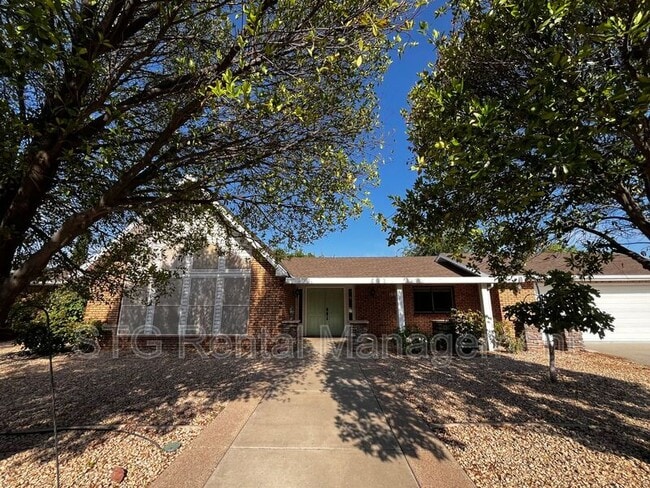 Photo - 1697 Stucki Dr