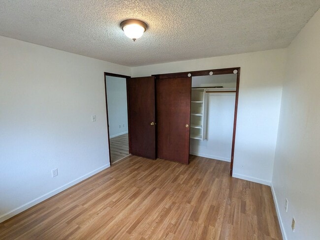 Photo - 2970 Phipps Ln NE