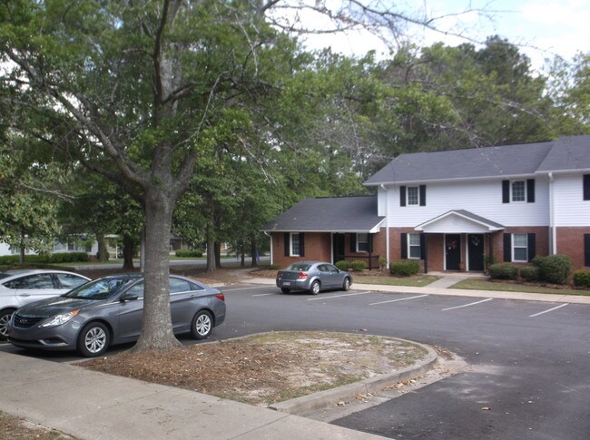 Photo - Heritage Oaks