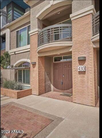 Photo - 430 W 1st St Townhome