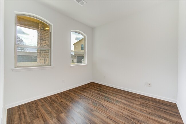 Photo - 12726 Plummersville St