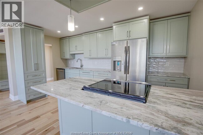 Photo - 111 Riverside Dr E Unité 1607