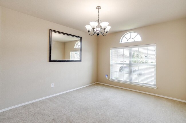 Photo - Wonderful 3 Bed, 2 Bath Home in Mansfield ISD- 76063