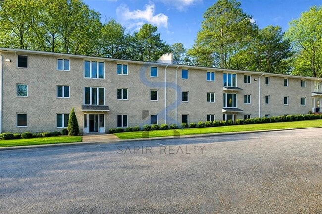 Building Photo - 166 Anderson Ave NW Unit B07