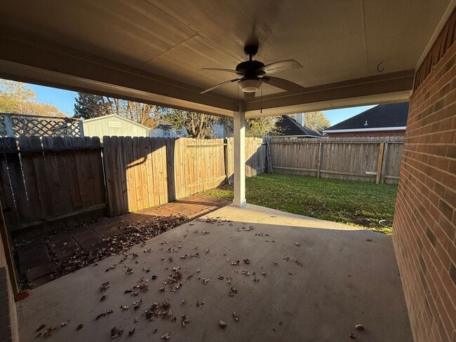 Photo - Room to Roam in Atascocita Park!