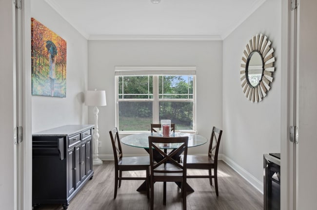Photo - 1122 Cotillion Dr