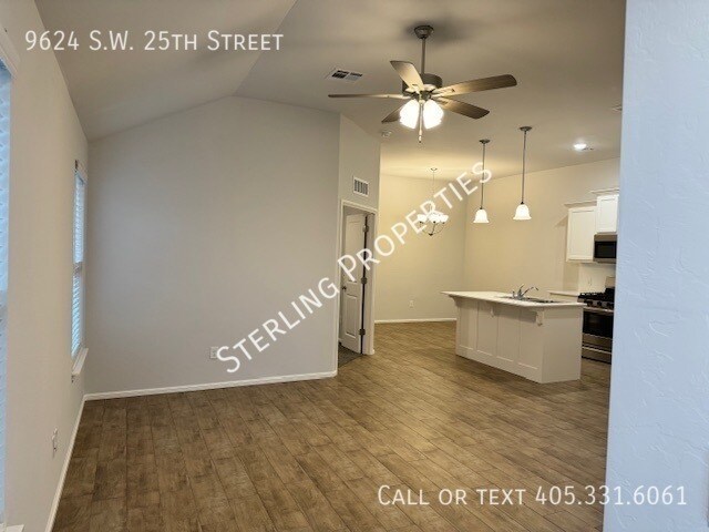 Photo - 9624 SW 25th St