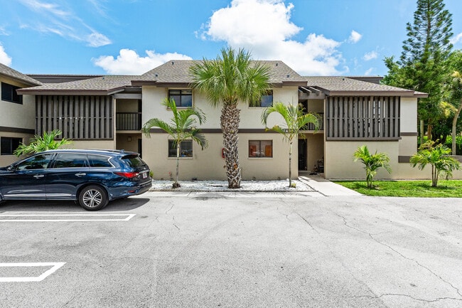 Photo - 1647 Cabot Ln Condo Unit 8
