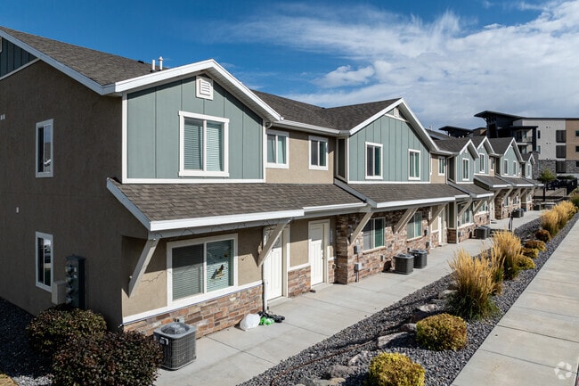 Herriman Townhomes - FC