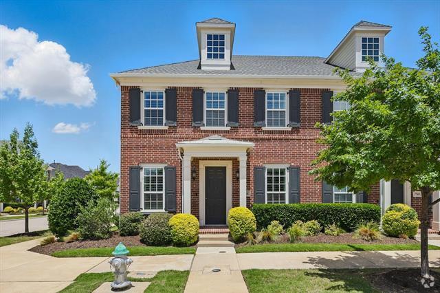 Building Photo - 2764 N Mkt Sq Ln Rental