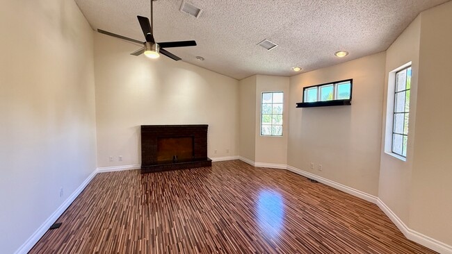 Photo - 3385 W Agate Ave