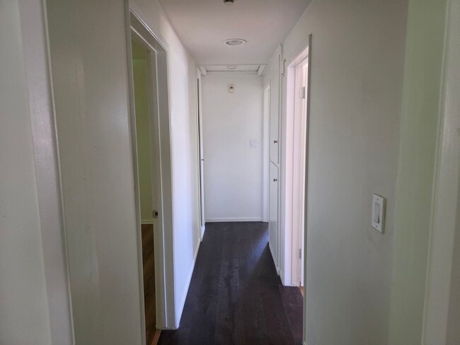 Photo - 4734 Laurelgrove Ave