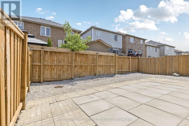Photo - 25 Munro Cir