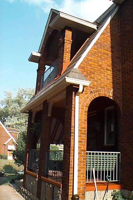 Side view of private veranda - 330 S Aiken Ave Unit upper