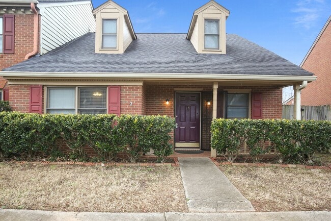 Photo - 245 Towergate Pl
