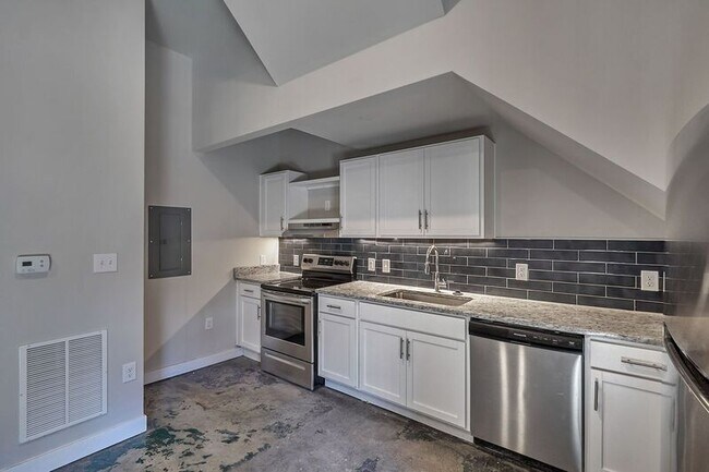 Photo - 10 Walnut Alley Unit B101