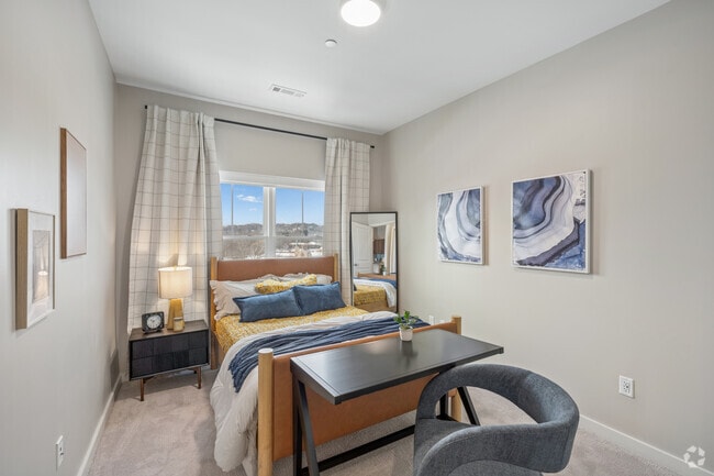2BR, 2BA - 972SF - Second Bedroom