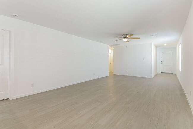 Photo - 1222 Canyon Wren Dr