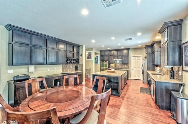 509 Cabrera Ct